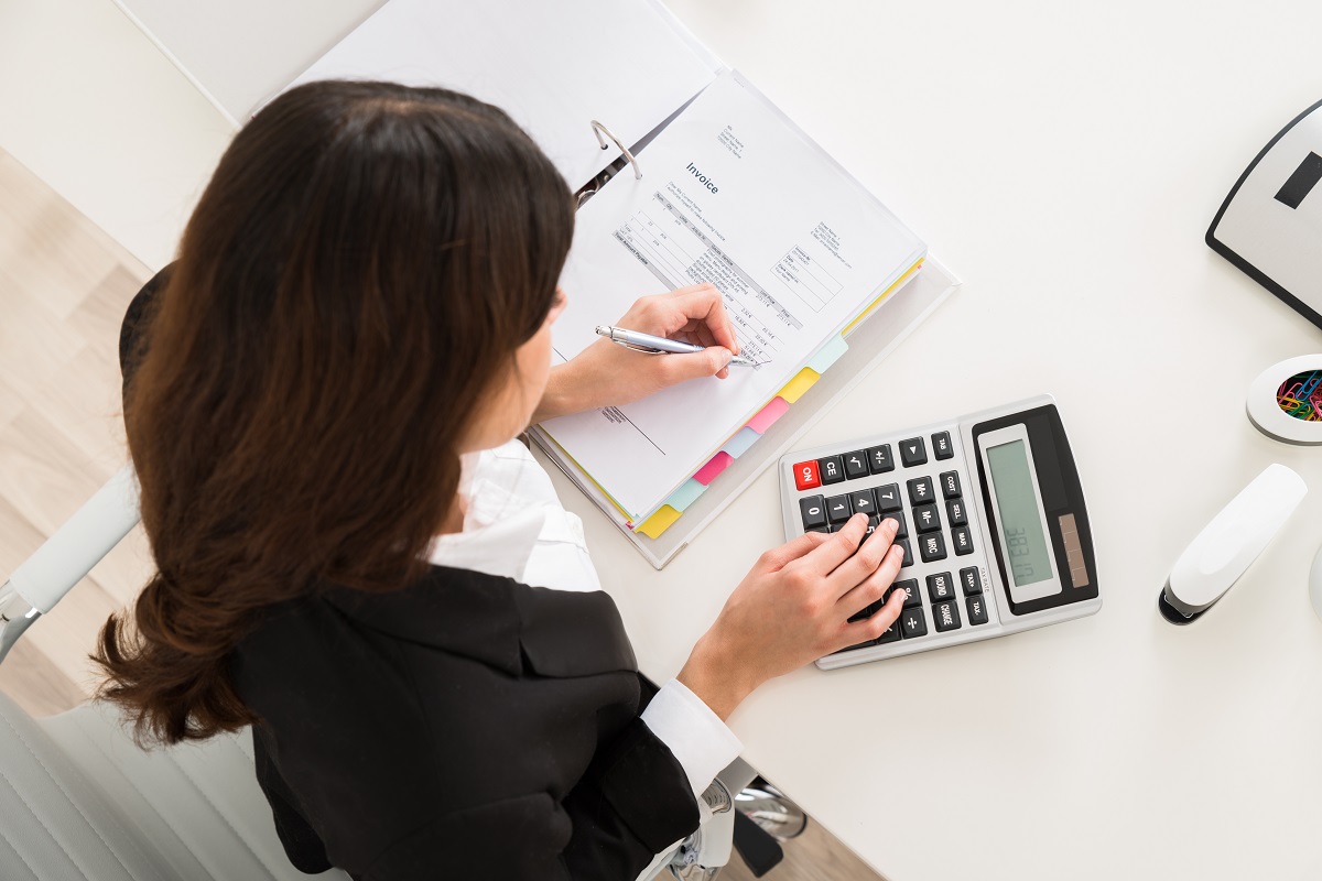 woman doing taxes